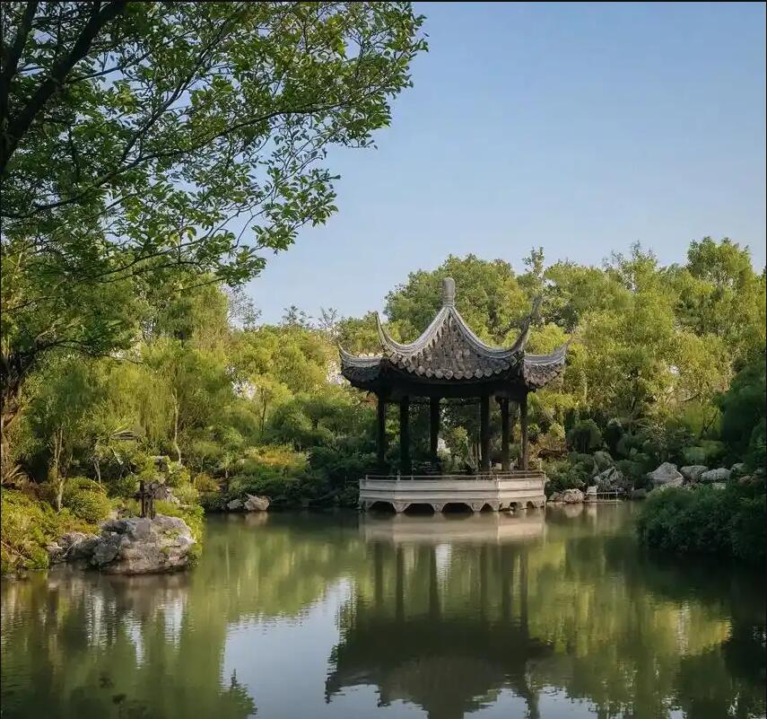 新疆涟漪餐饮有限公司